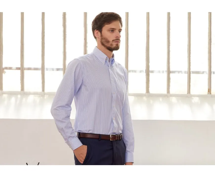 Camisa blanca de rayas azules con bolsillo en el pecho Broderick-Bexley New